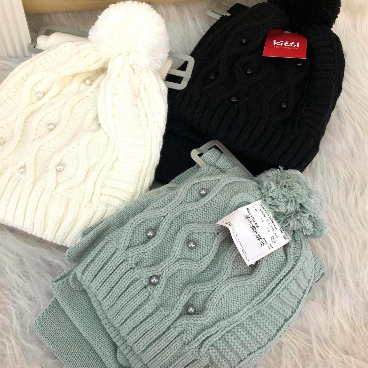 سه تیکه کرکدار مرواریدی شال و کلاه و دستکش ترک مناسب نه تا پانزده سال کد 3873 32af1f28-1ba3-44ed-a003-abae0a395e07.jpg