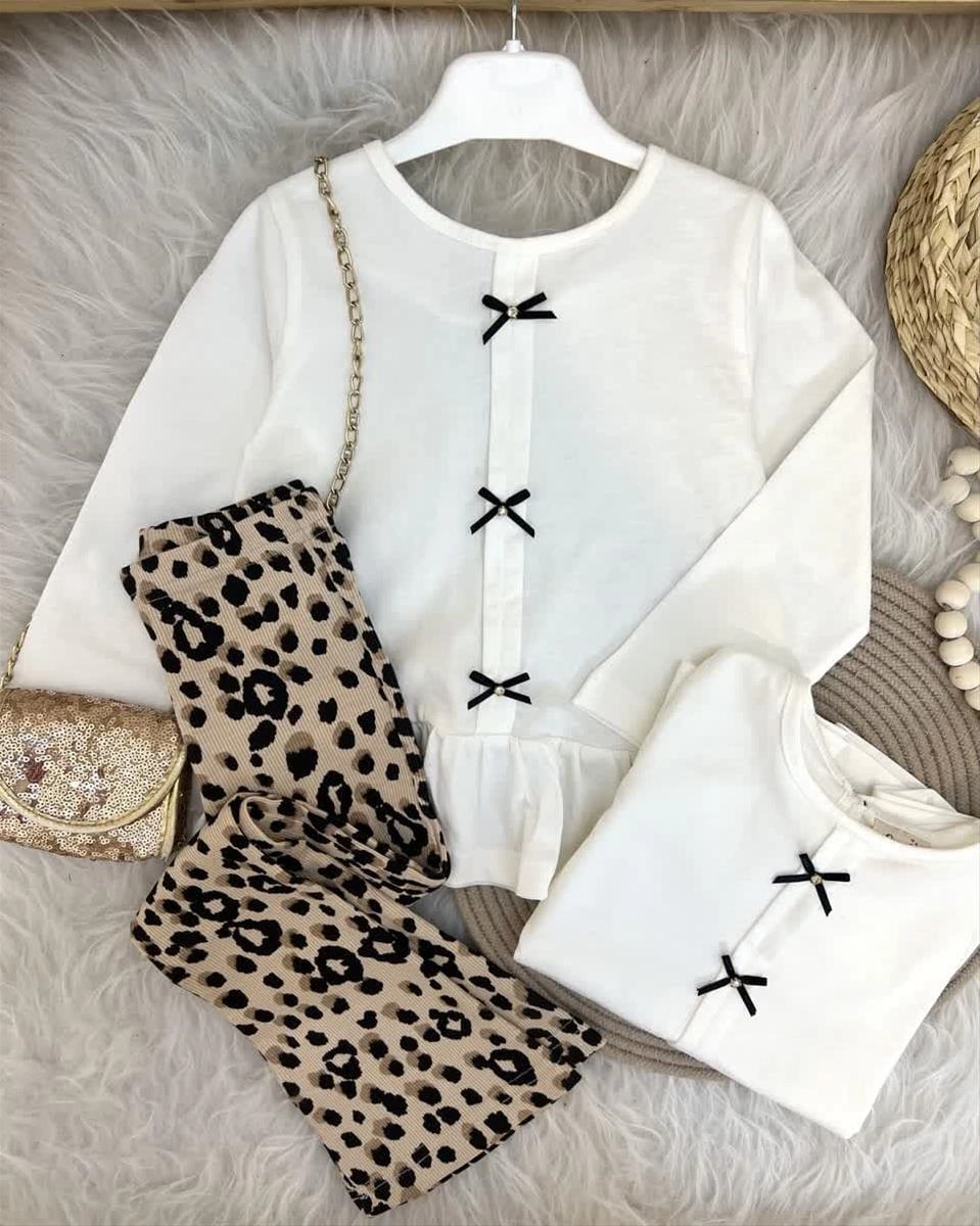 دوتیکه  بلوز پاپیون و شلوار کبریتی  پلنگی ترک کد10369 4fa3bcb0-c732-4f16-a47a-7a450b898a8e.jpg