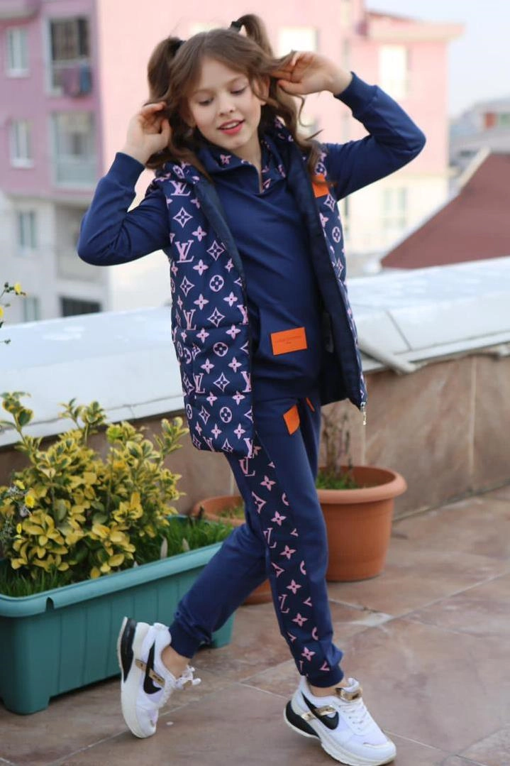 52692aab-6dd9-409f-8d34-dc683bfd8453.jpg