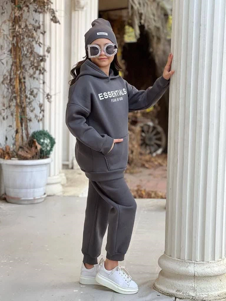 سه تیکه هودی شلوار کلاه کرکدار ترک  4-16سال کد 10241 c9b59a5f-9b95-419f-a7cf-926f02650a95.jpg