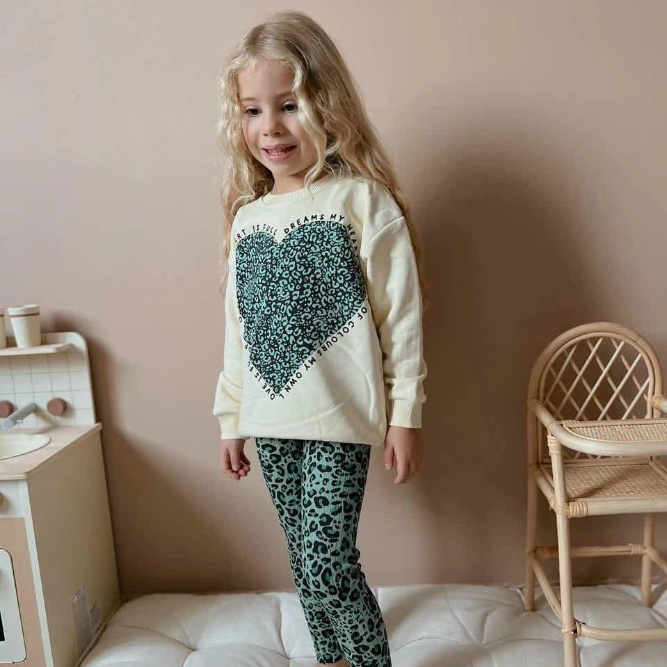 دوتیکه دورس سه نخ و شلوار پلنگی ترک کد 6135 d2d83fa1-5240-46b5-b57e-d0599e4fe5b3.jpg