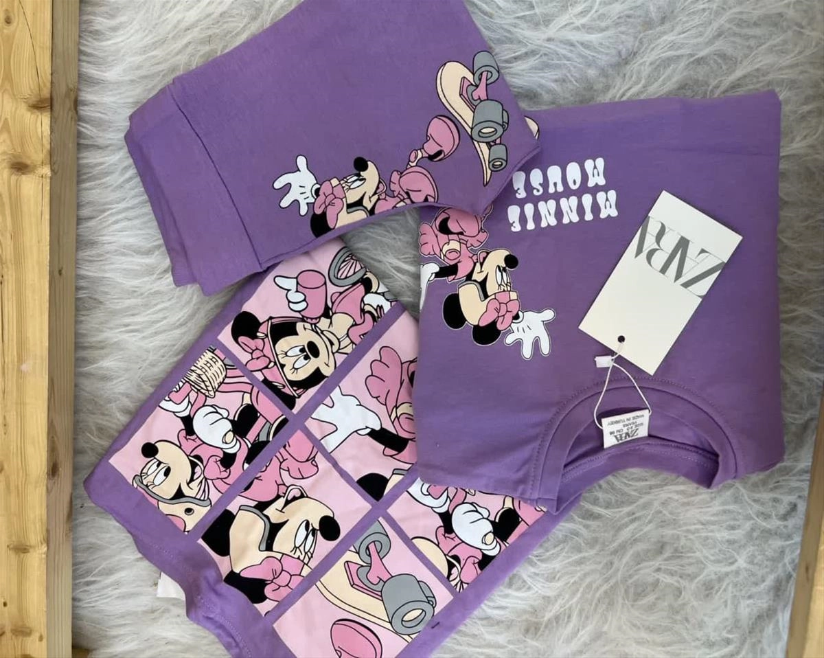 دوتیکه میکی اسکیت سوار تیشرت و شلوار ترک زارا4405 da55fb74-bf42-4d62-a7cb-0d0b0d4795df.jpg