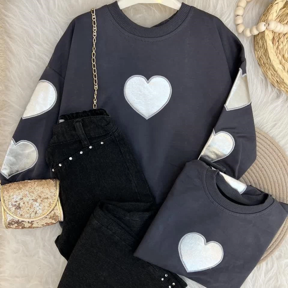 دورس قلبی و شلوار جین نگین دار ترک 3-10سال کد 10398 ebf7a575-f6c4-4212-a8c5-c605f7397815.jpg