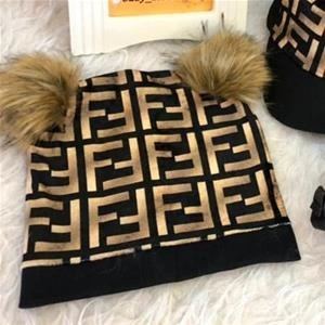 کلاه نخ پنبه دو لایه مخمل فندی  دخترانه کد 1392