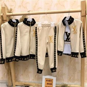 سه تیکه سویشرت بلوز شلوار ال وی ترک کد 2476