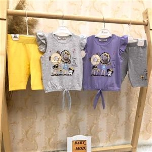 دو تیکه تیشرت گره ای شلوارک طرح کلاه حصیری دخترانه ترک کد 3074