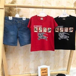دو تیکه تیشرت شلوارک لی بربری در دو رنگ ترک کد 3096