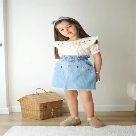 e552ebbf-46f7-484e-8ea7-2bde4496ffa9.jpg