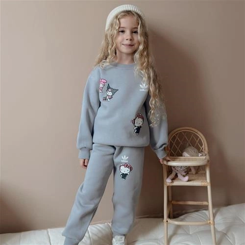 دوتیکه کرکدار پشت و رو طرحدار ادیداس ترک کد 18372