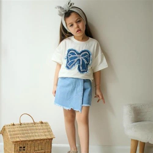 ست دوتیکه تیشرت پاپیون و دامن شلوارکی ترک کد 18209