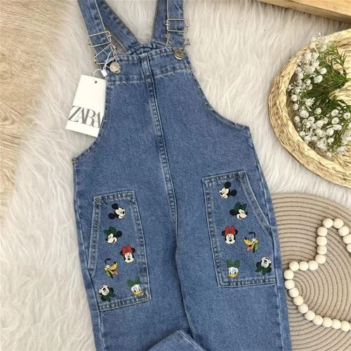 تکرار شلوار جین پیشبندی میکی و گوفی زارا ترک 3-10سال  کد10385