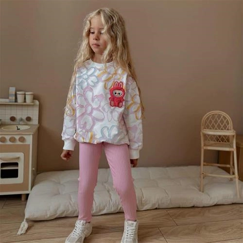 ست دوتیکه دورس و شلوار کبریتی  لبوبو و گل ترک کد 18352