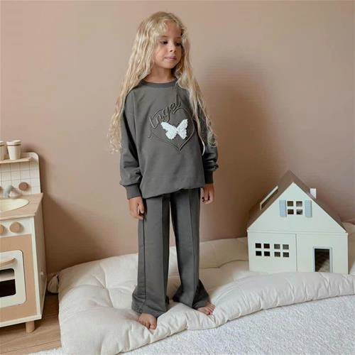 ست دوتیکه دورس شلوار پروانه4-13سال  ترک کد 18348