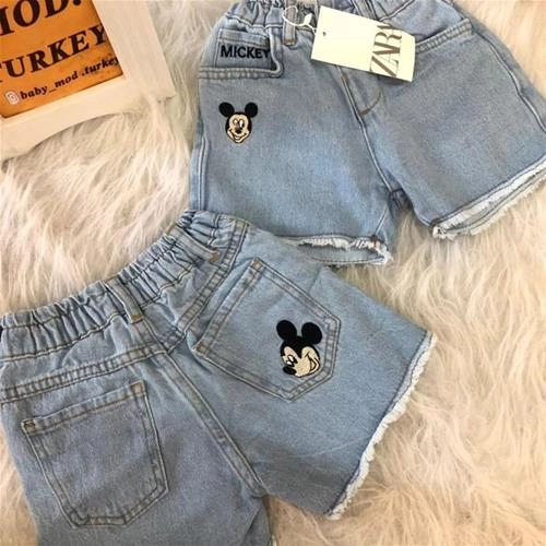 شلوارک لی میکی پشت و رو طرحدار زارا کد 2904